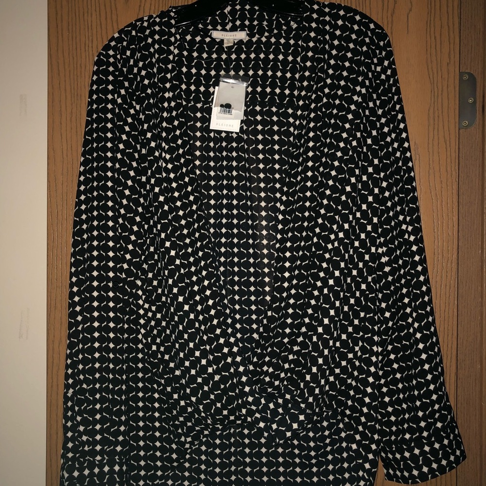 Pleione Black and White Printed Blouse-Size LG